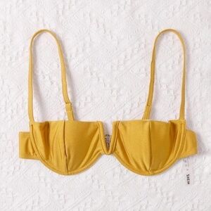 BNWT Yellow Gold V Underwire Bikini Top